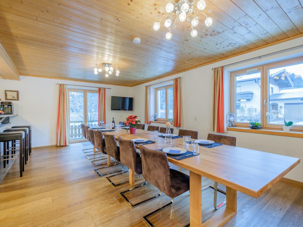 Chalet Peter image 3