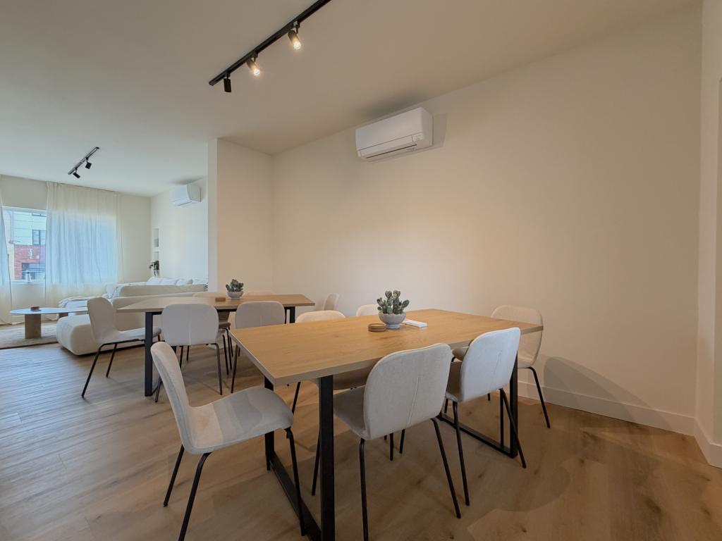 Harbour house image 4