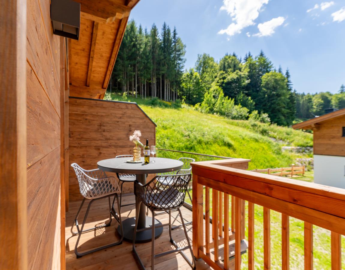 Luxe chalet with a private sauna, near Flachau image 2