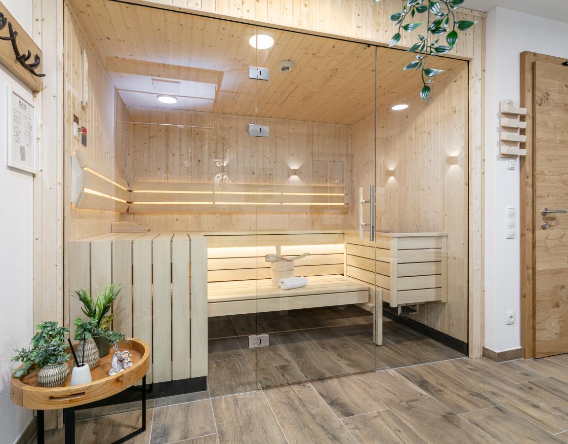 Luxe chalet with a private sauna, near Flachau image 3