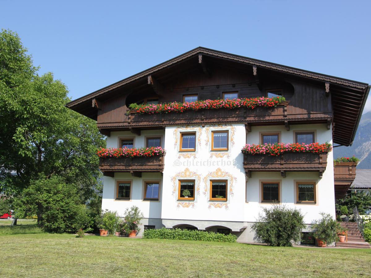 Villa photo 1