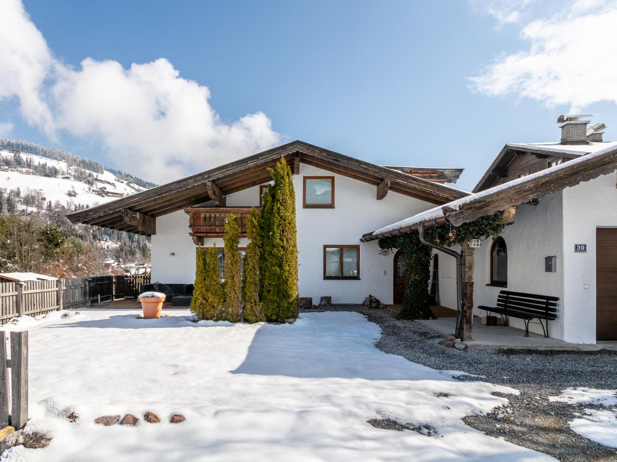 Exterior Winter