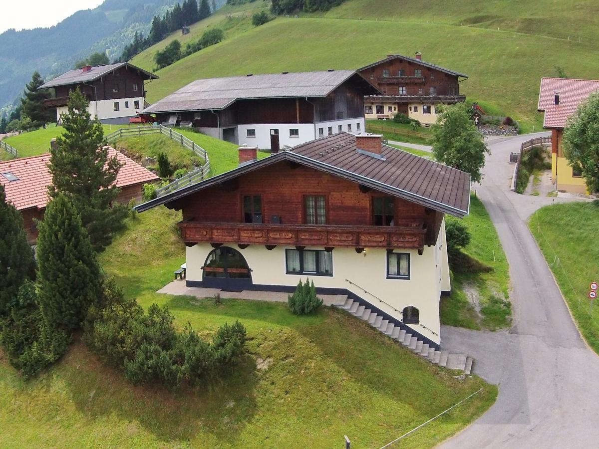 Villa photo 1