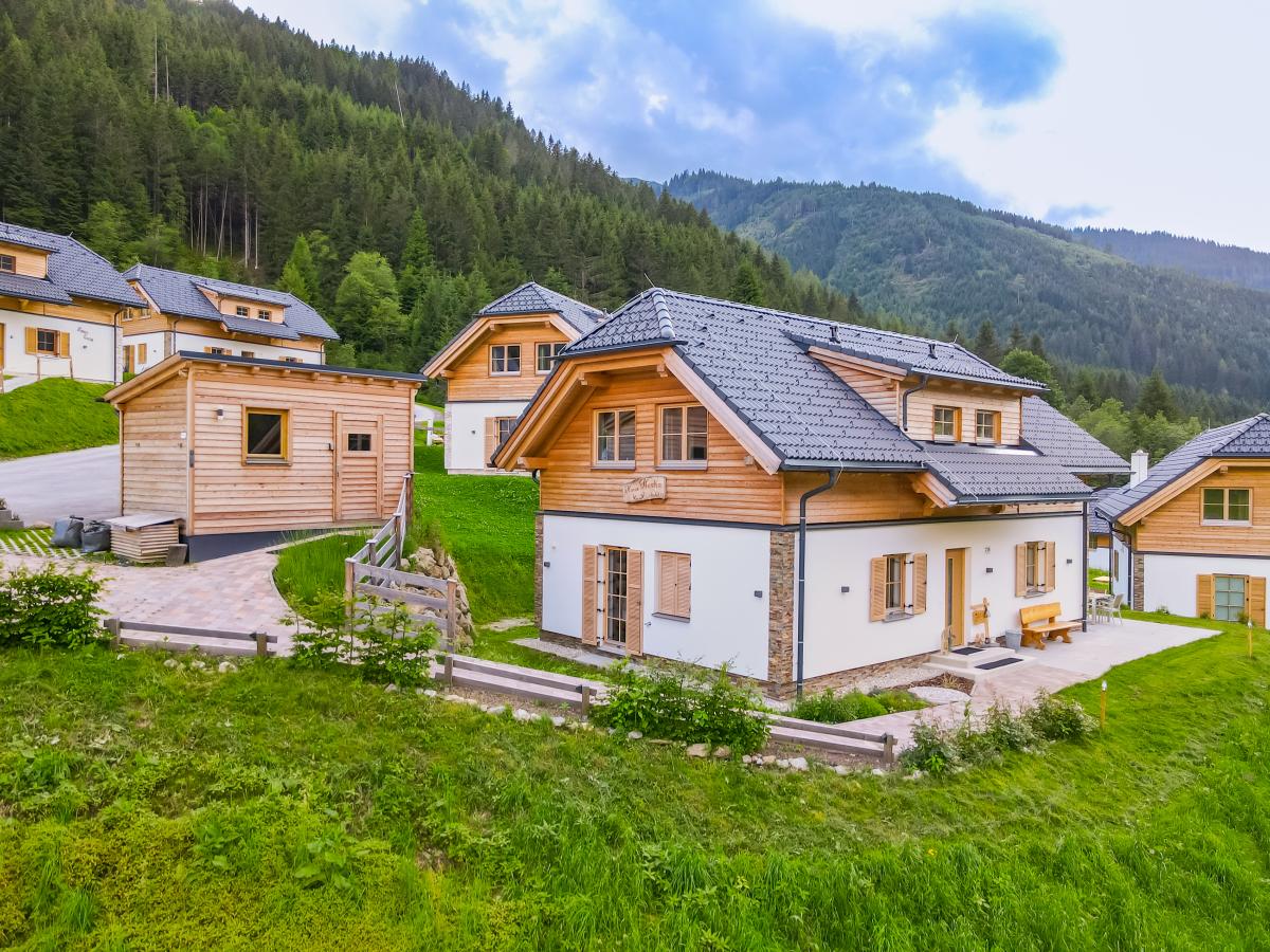 Exterior Summer