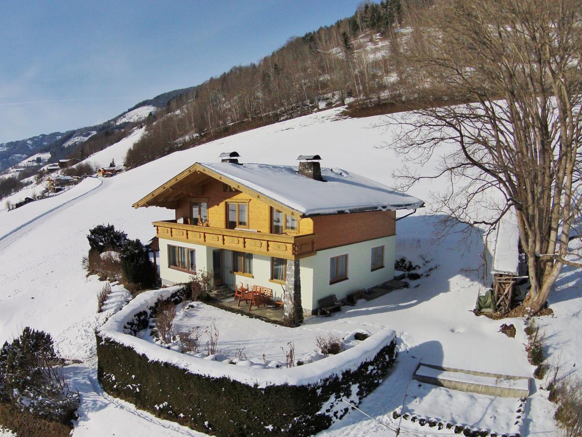 Villa photo 1