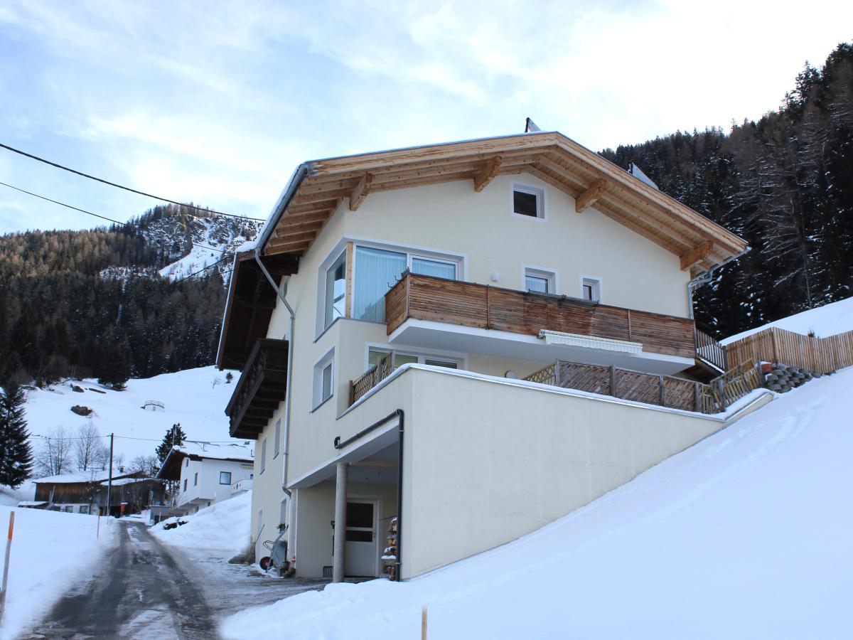 Exterior Winter