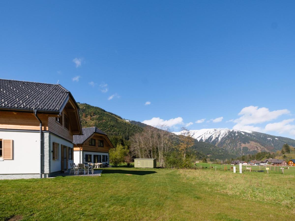 Exterior Summer