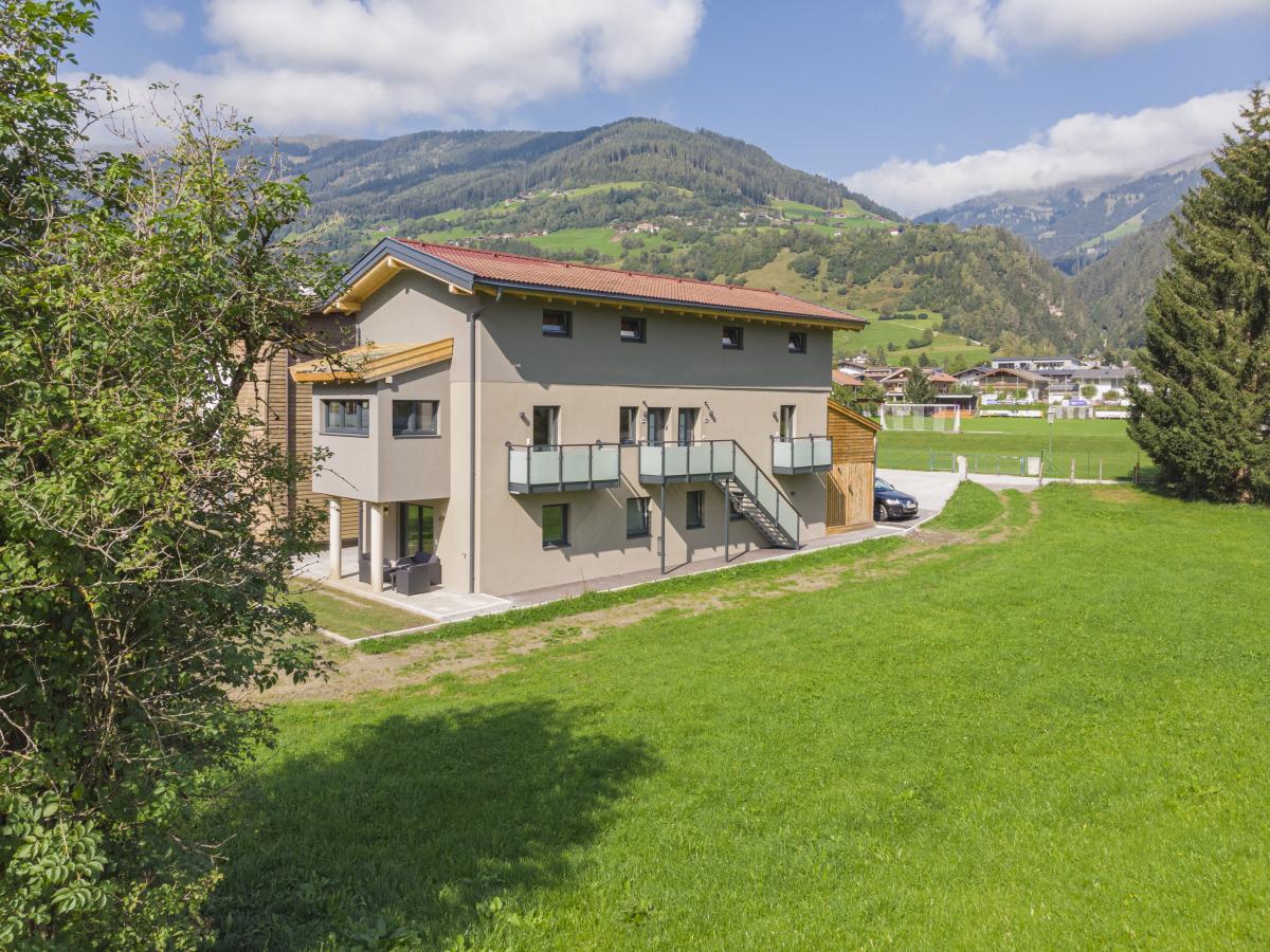 Villa photo 1