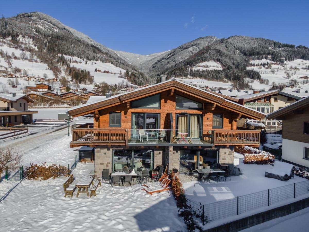Exterior Winter