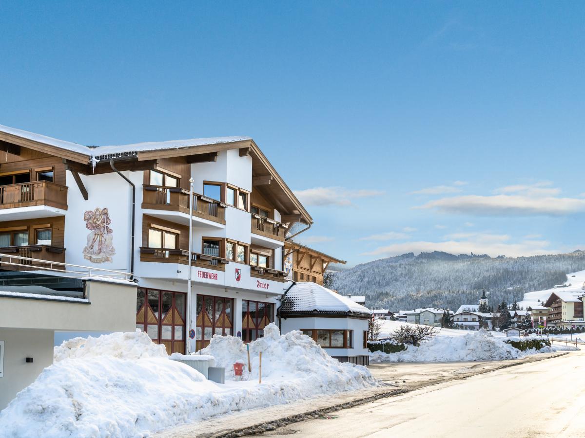 Exterior Winter