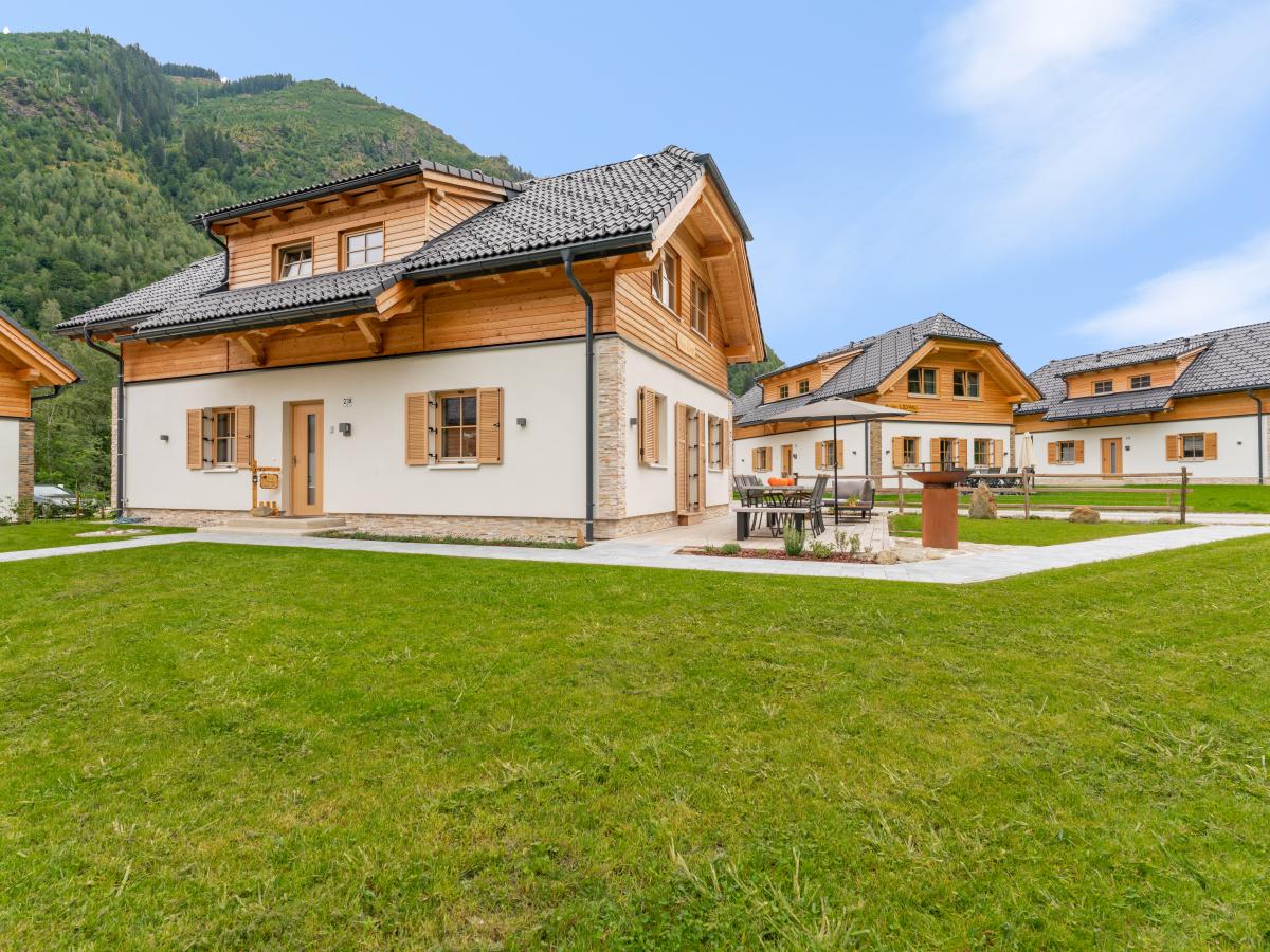 Exterior Summer