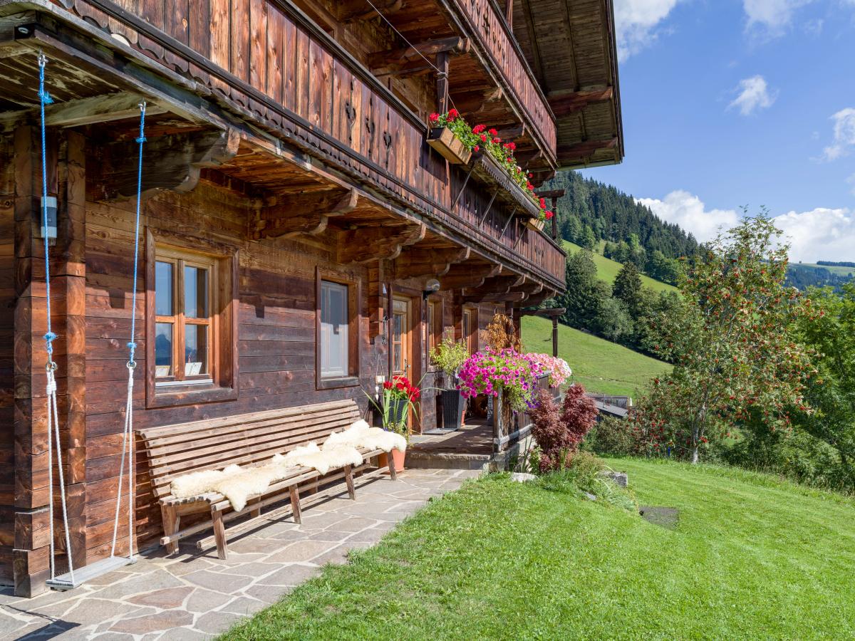 Villa photo 1