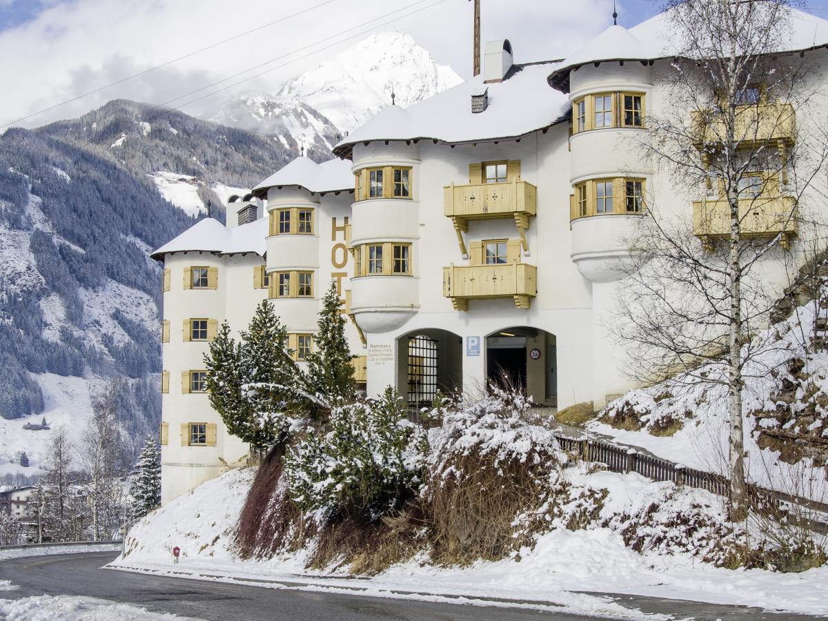 Exterior Winter