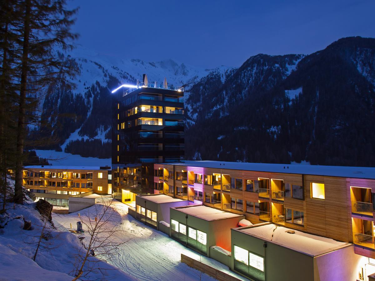 Exterior Winter