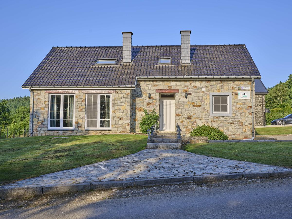 Exterior Summer