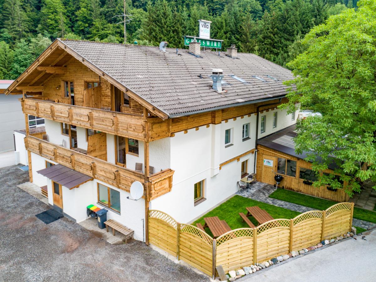 Exterior Summer