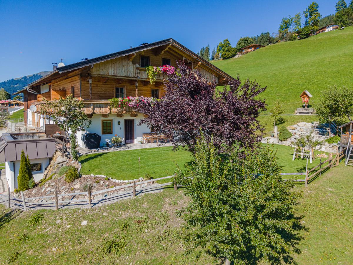 Villa photo 1