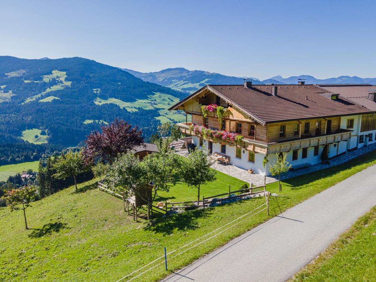 Villa photo 1
