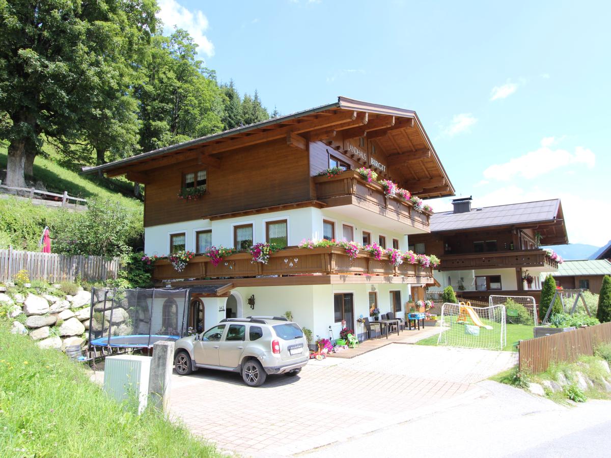 Villa photo 1