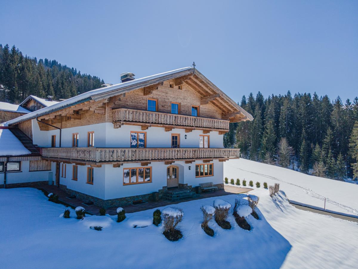 Villa photo 1