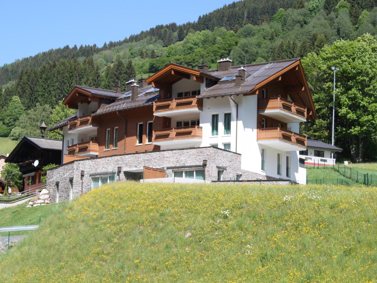 Villa photo 1
