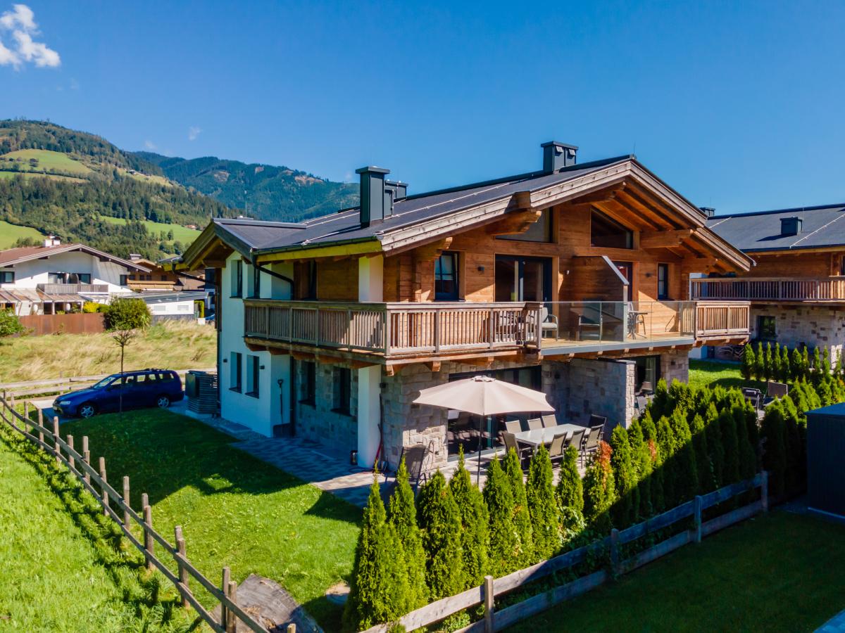 Villa photo 1