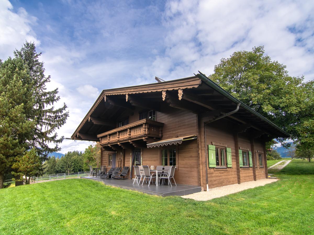 Villa photo 1