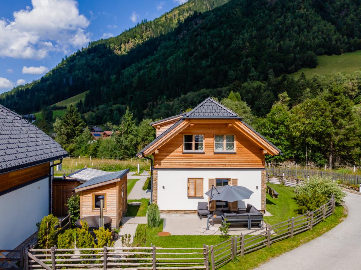 Exterior Summer