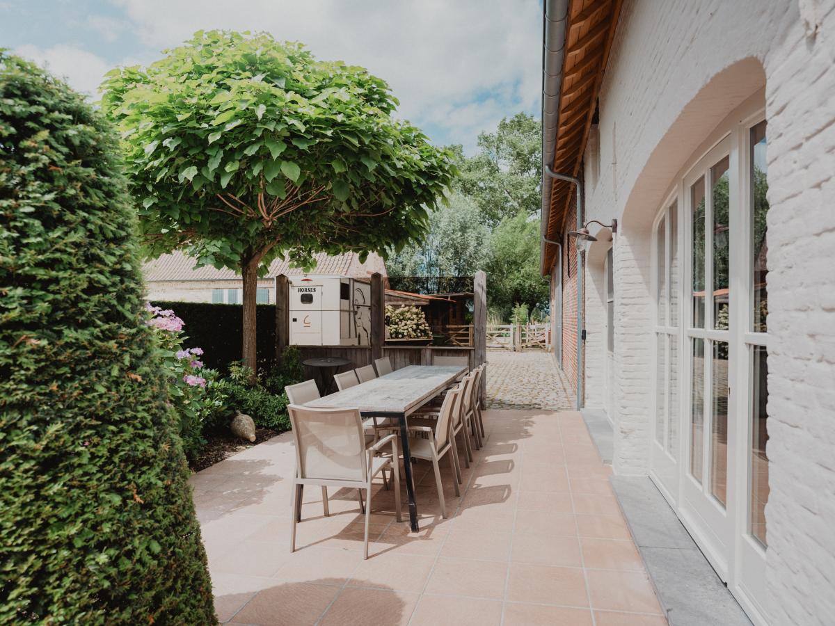 Villa photo 1
