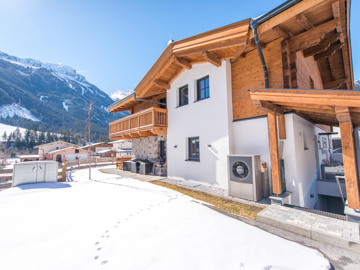 Exterior Winter