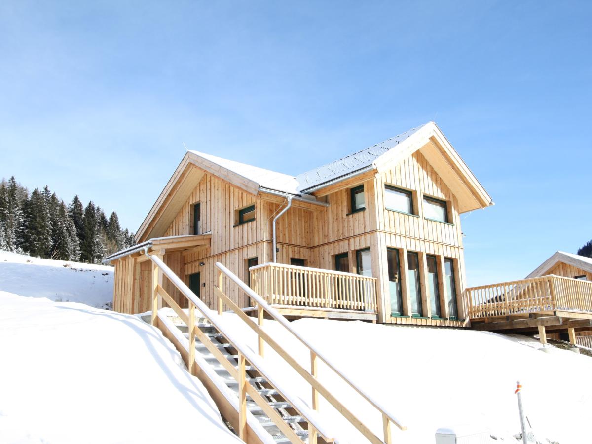 Villa photo 1