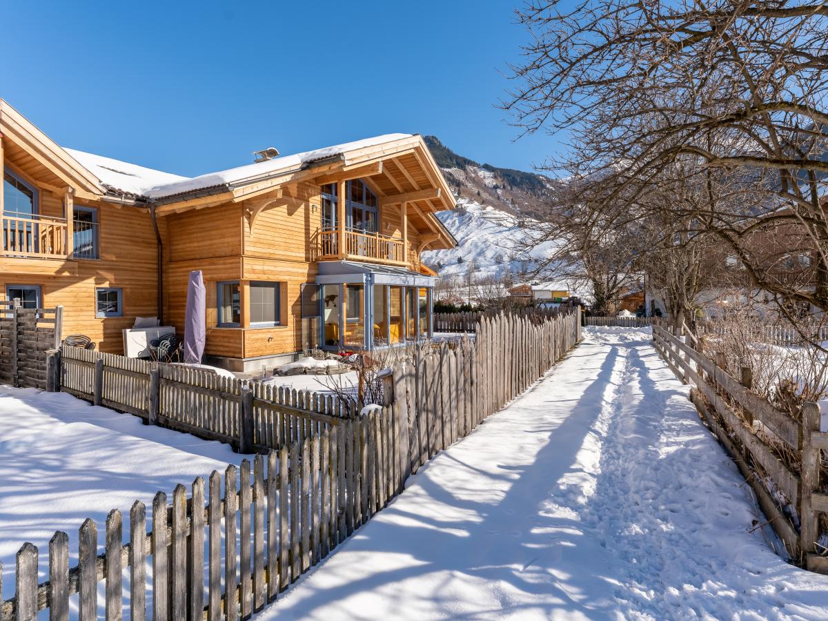 Villa photo 1