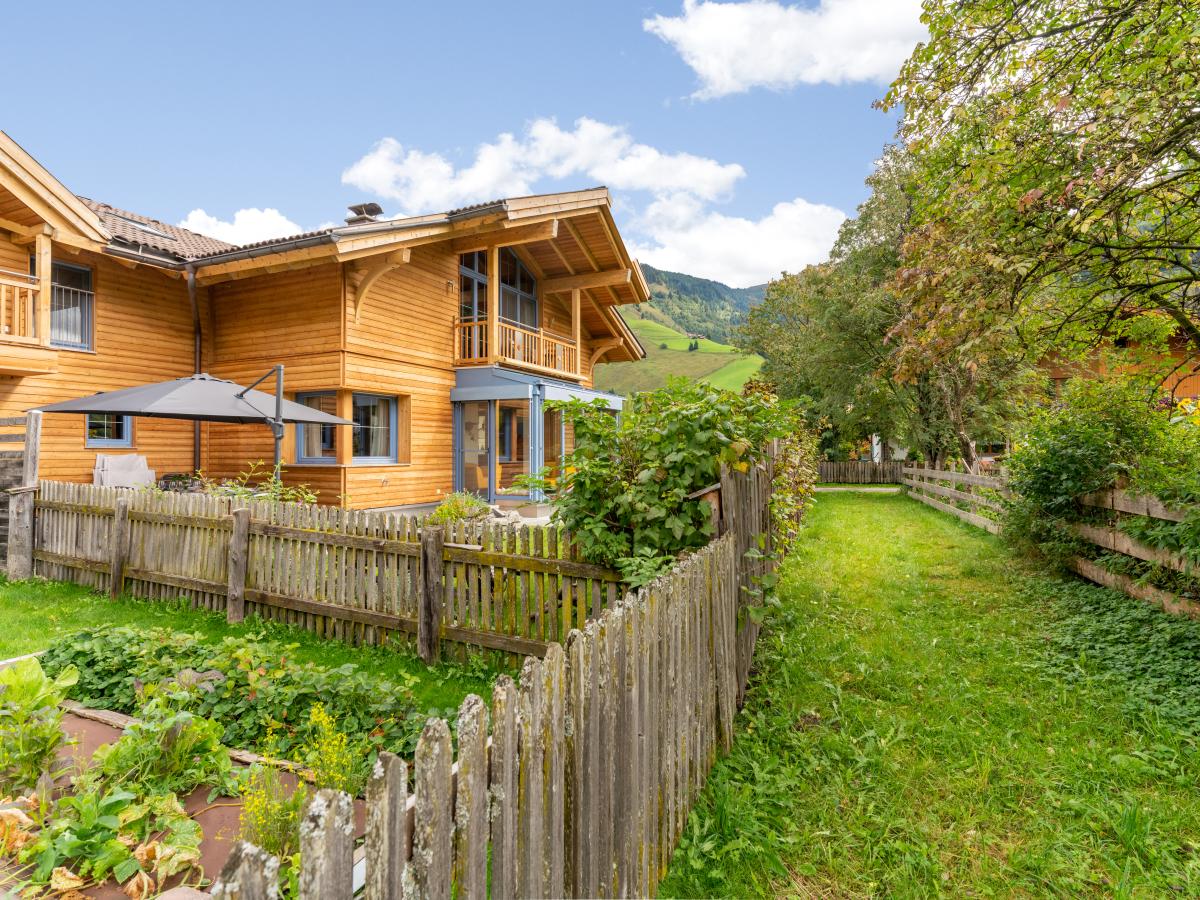 Villa photo 1