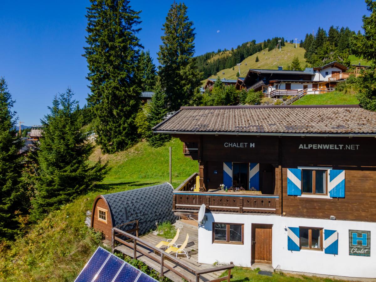 Exterior Summer