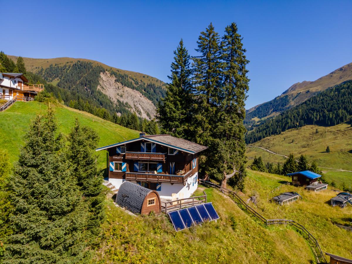 Exterior Summer