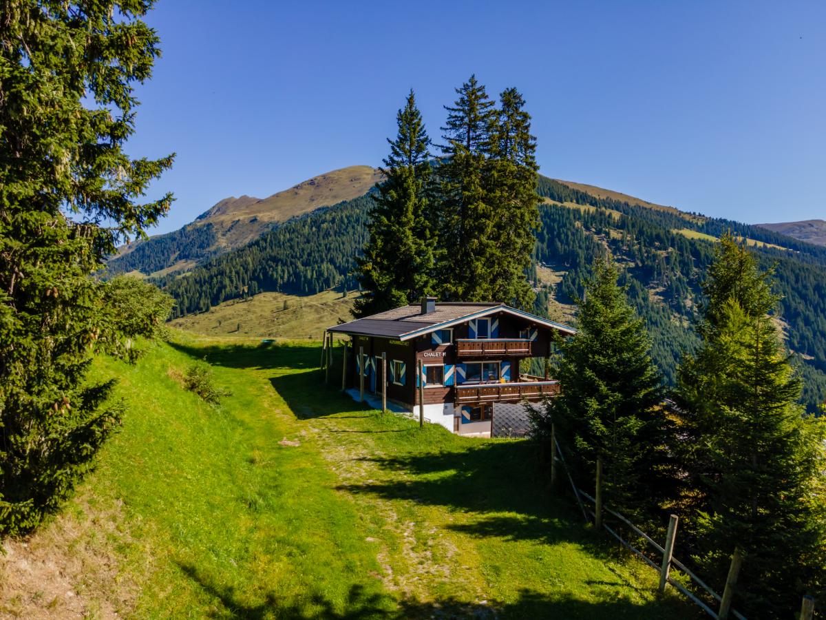 Exterior Summer