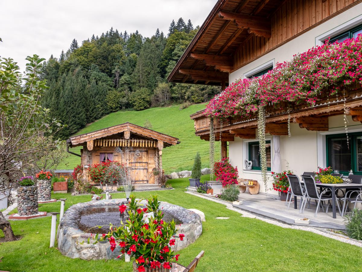 Villa photo 1