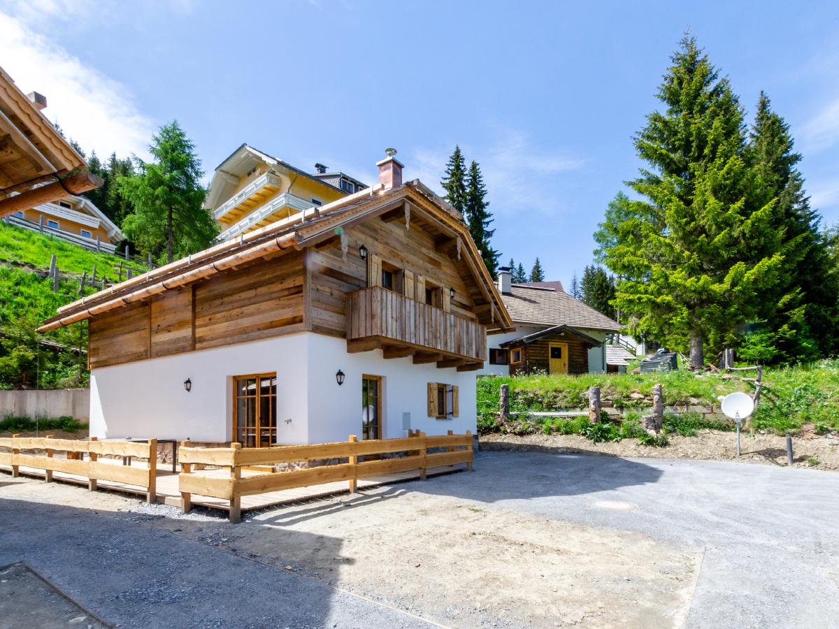 Villa photo 1