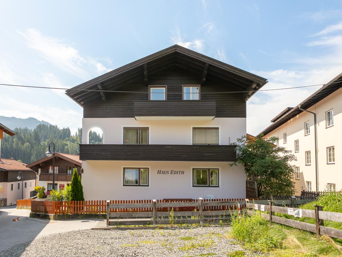 Exterior Summer