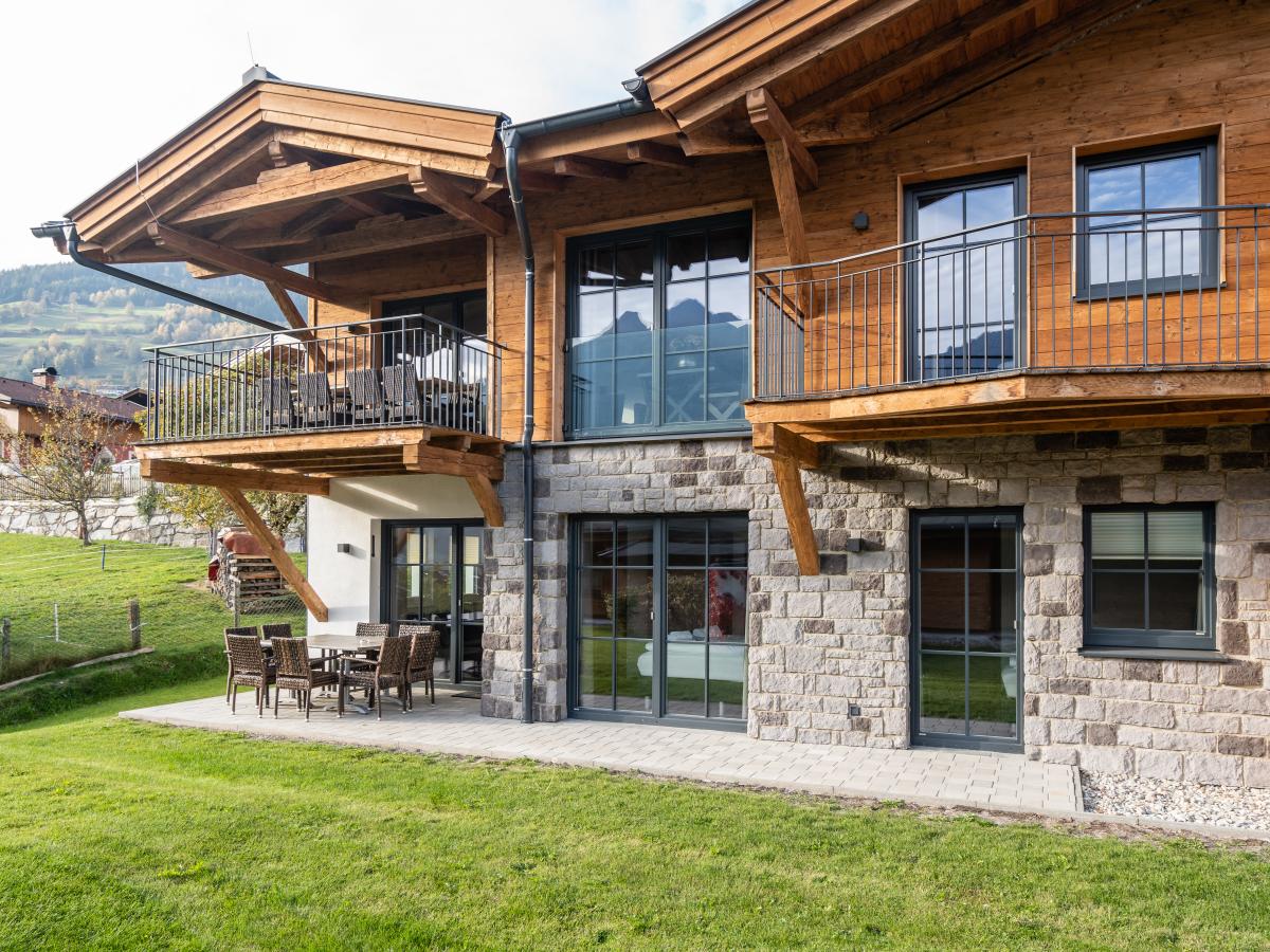 Villa photo 1