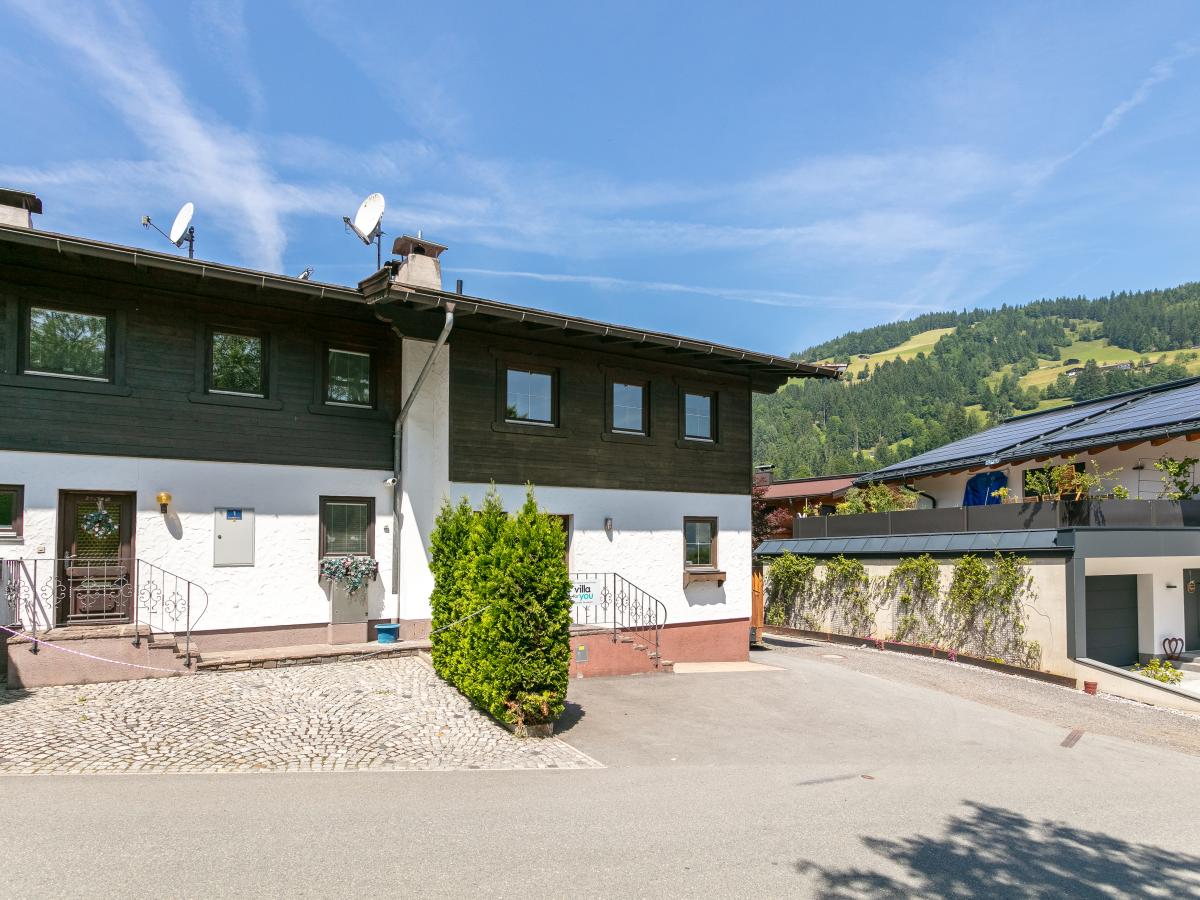 Exterior Summer