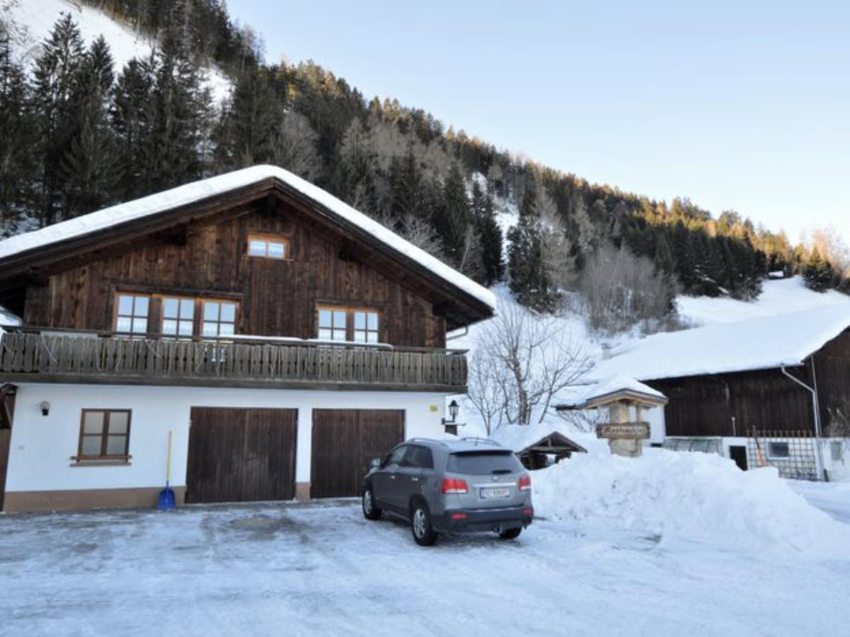Villa photo 1