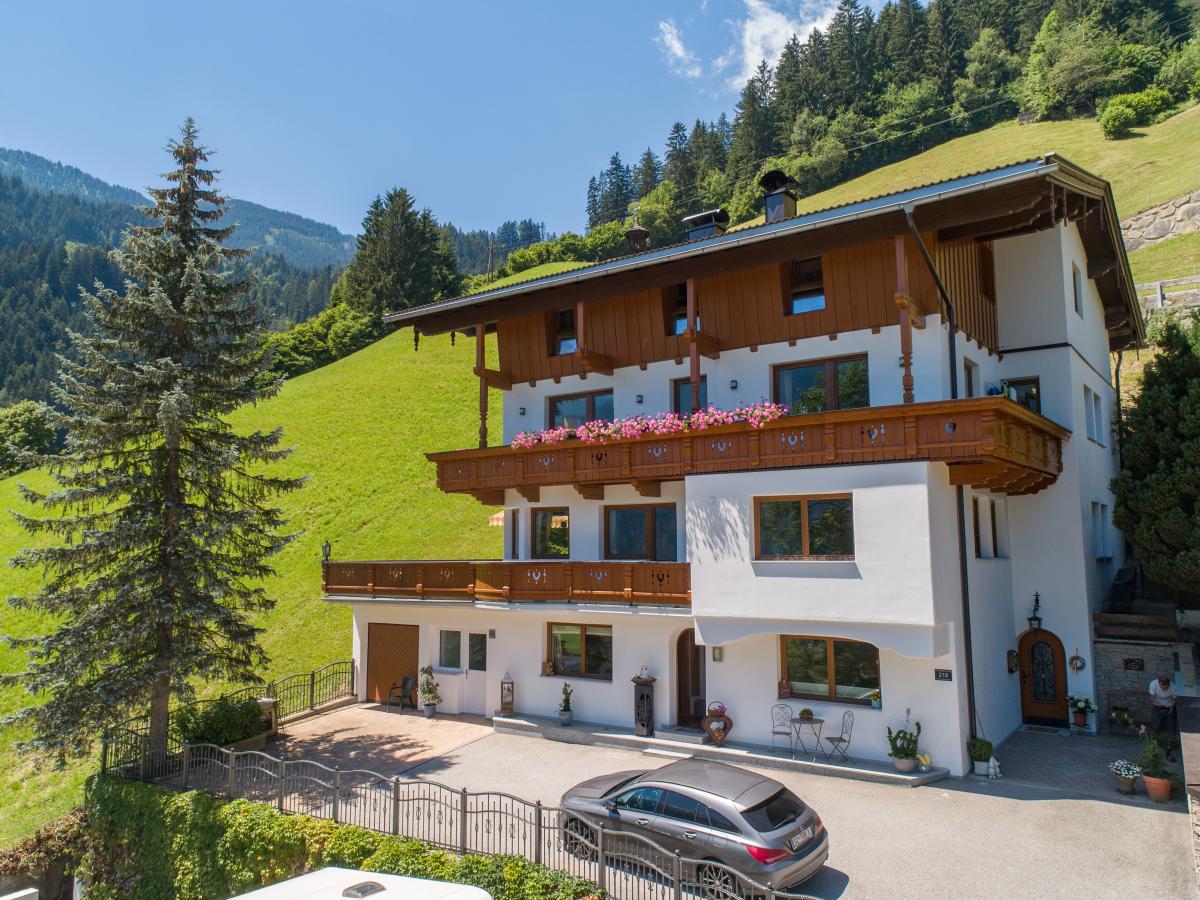Villa photo 1
