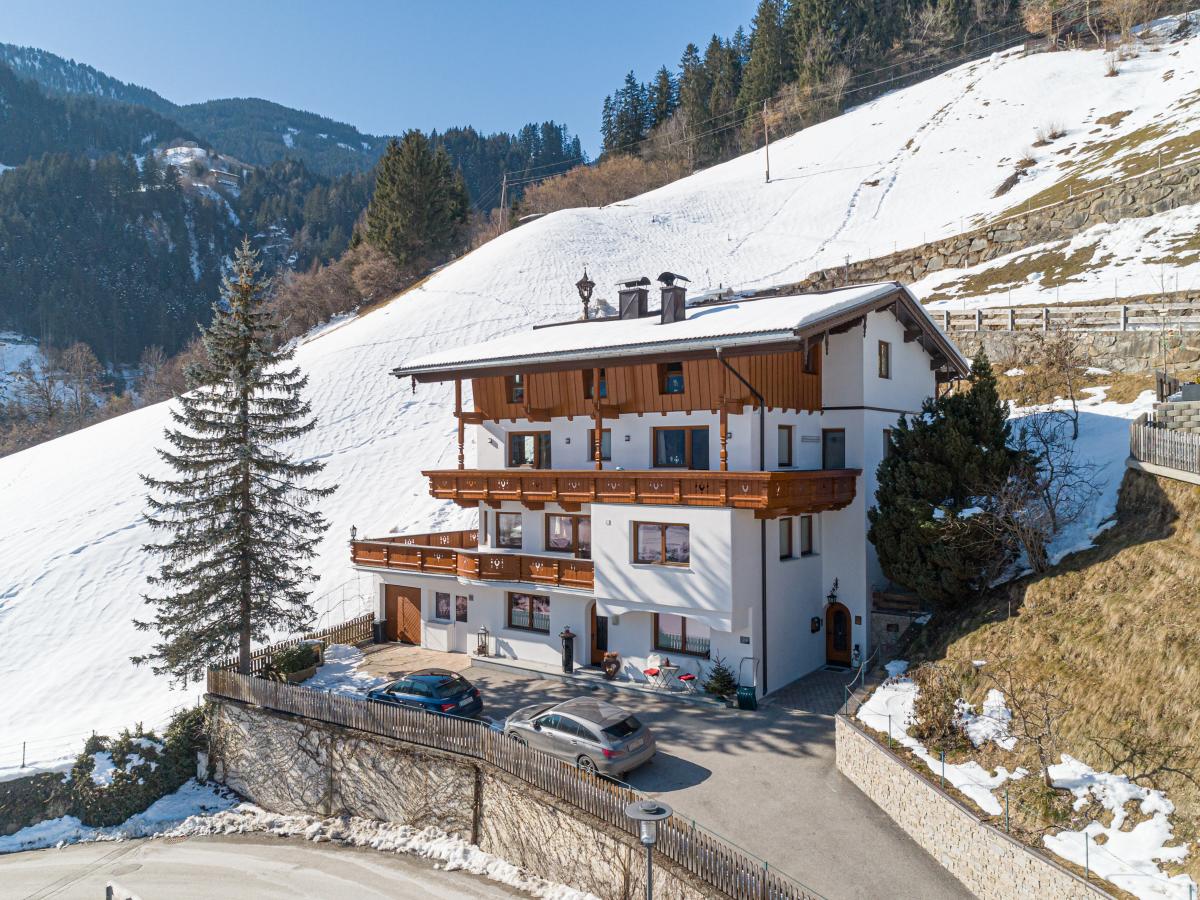 Exterior Winter