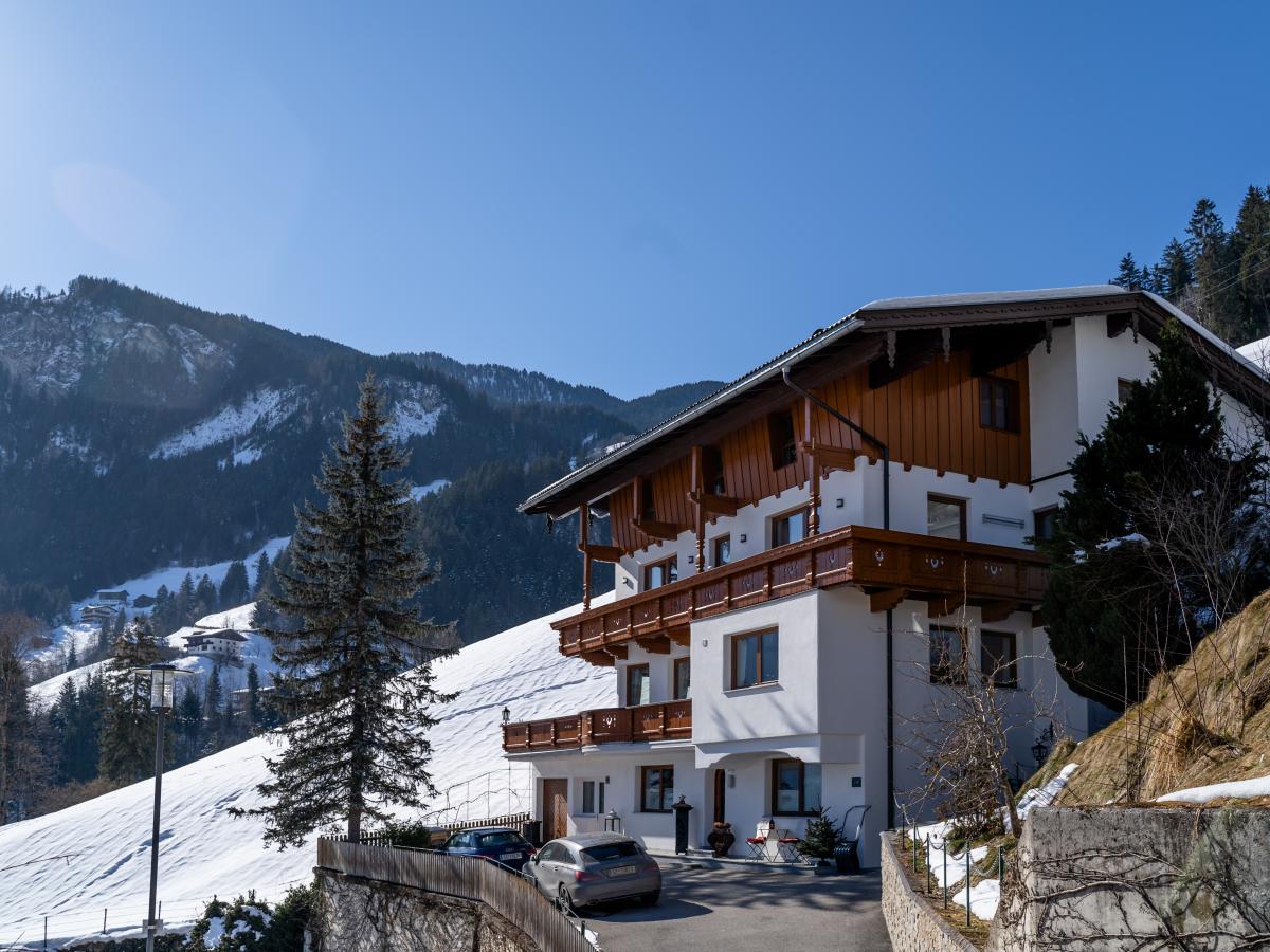 Exterior Winter