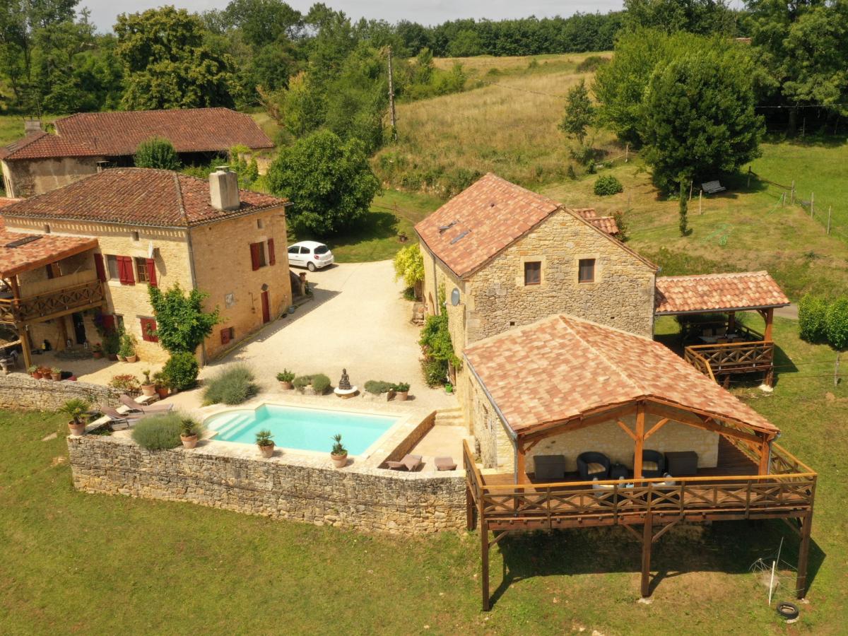 Exterior Summer