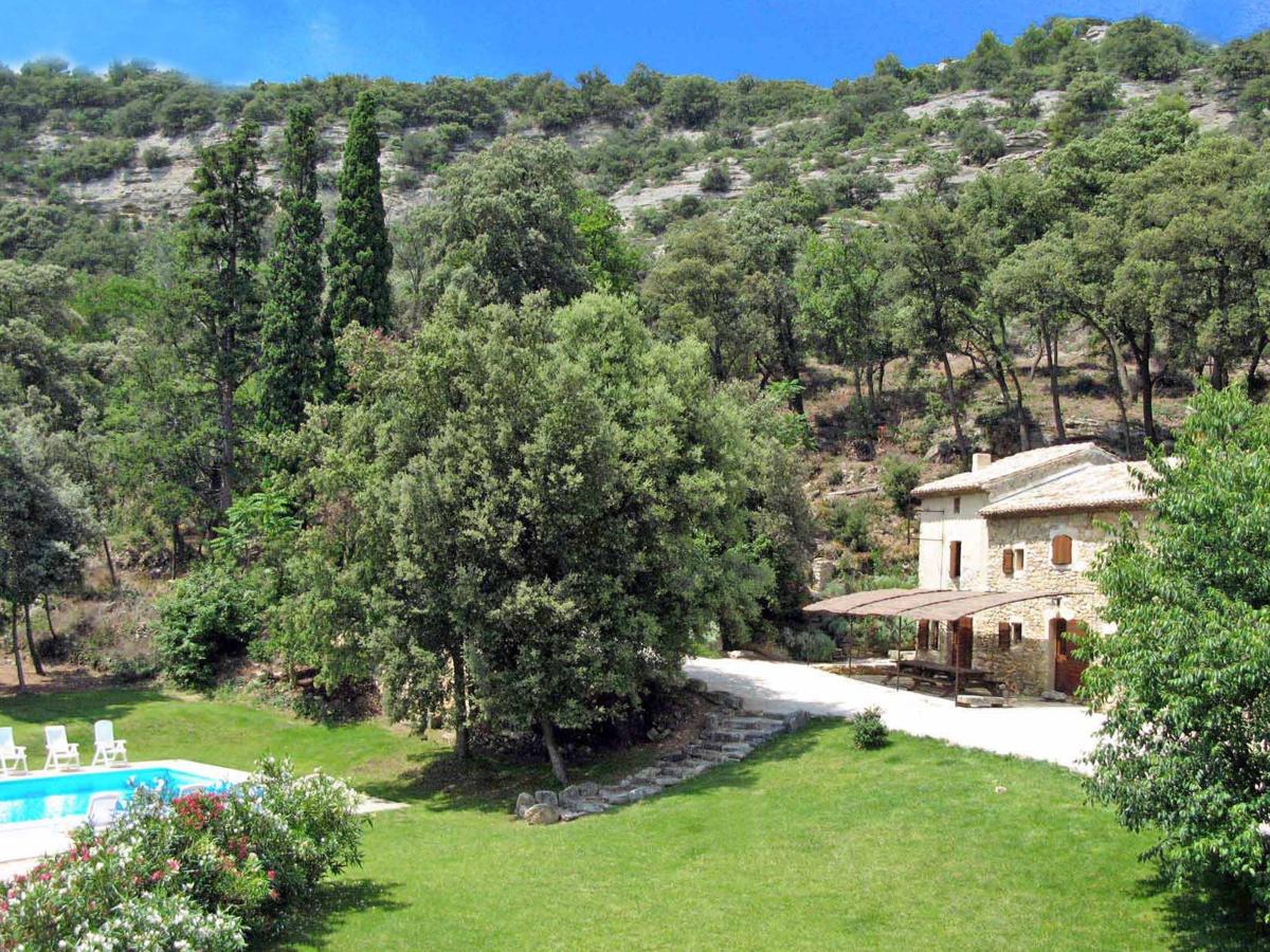 Villa photo 1