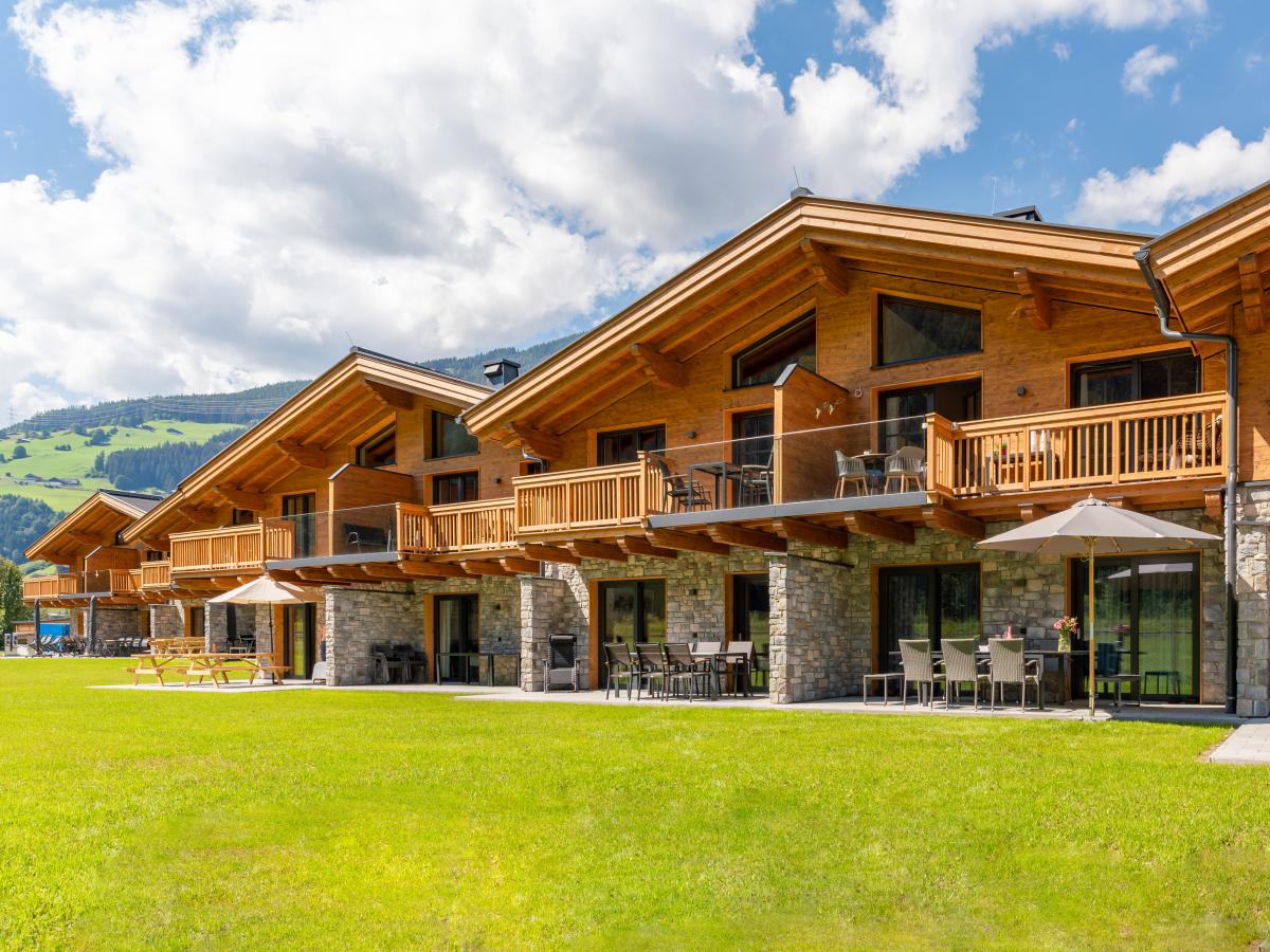 Exterior Summer