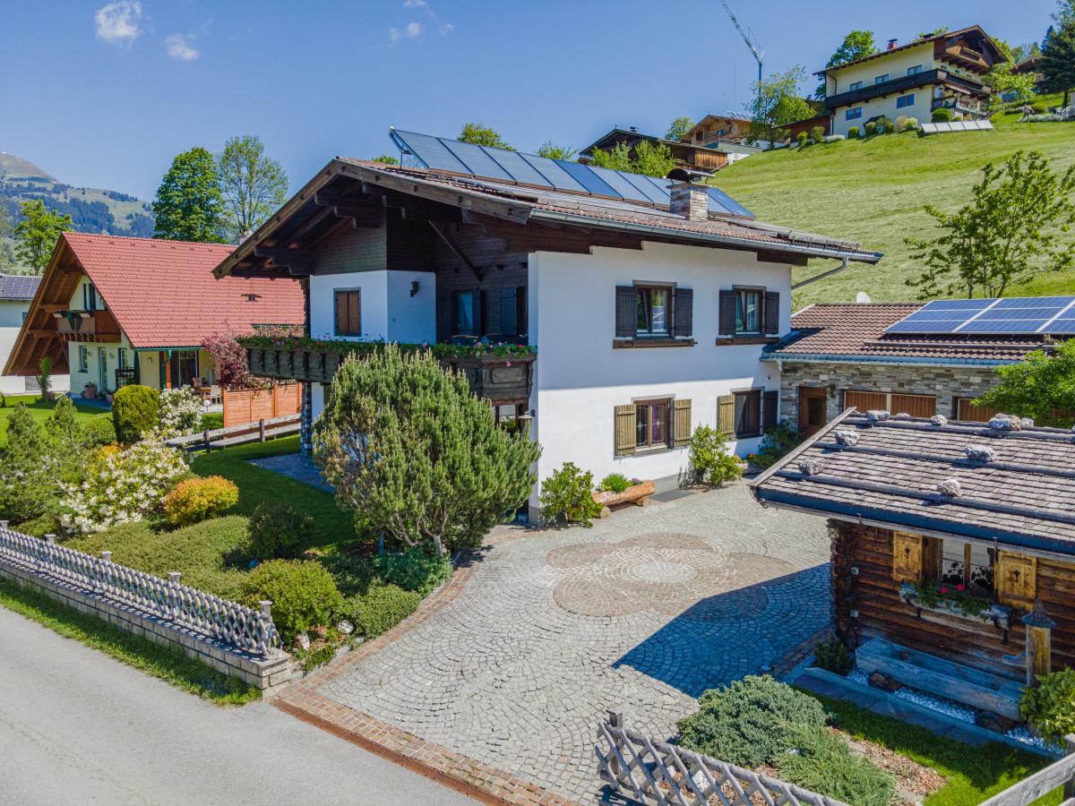 Villa photo 1