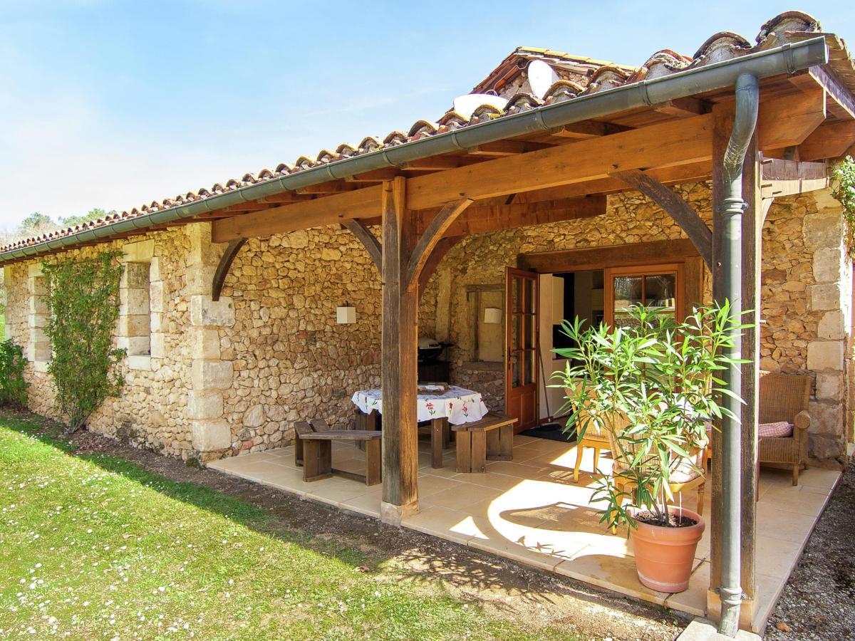 Villa photo 1